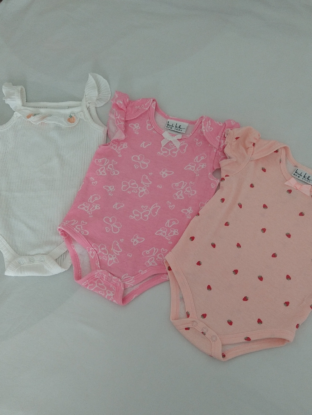 Nicole Miller White, Pink & Peach Ruffle-Sleeve Baby Bodysuit Set Sz 6/9m
